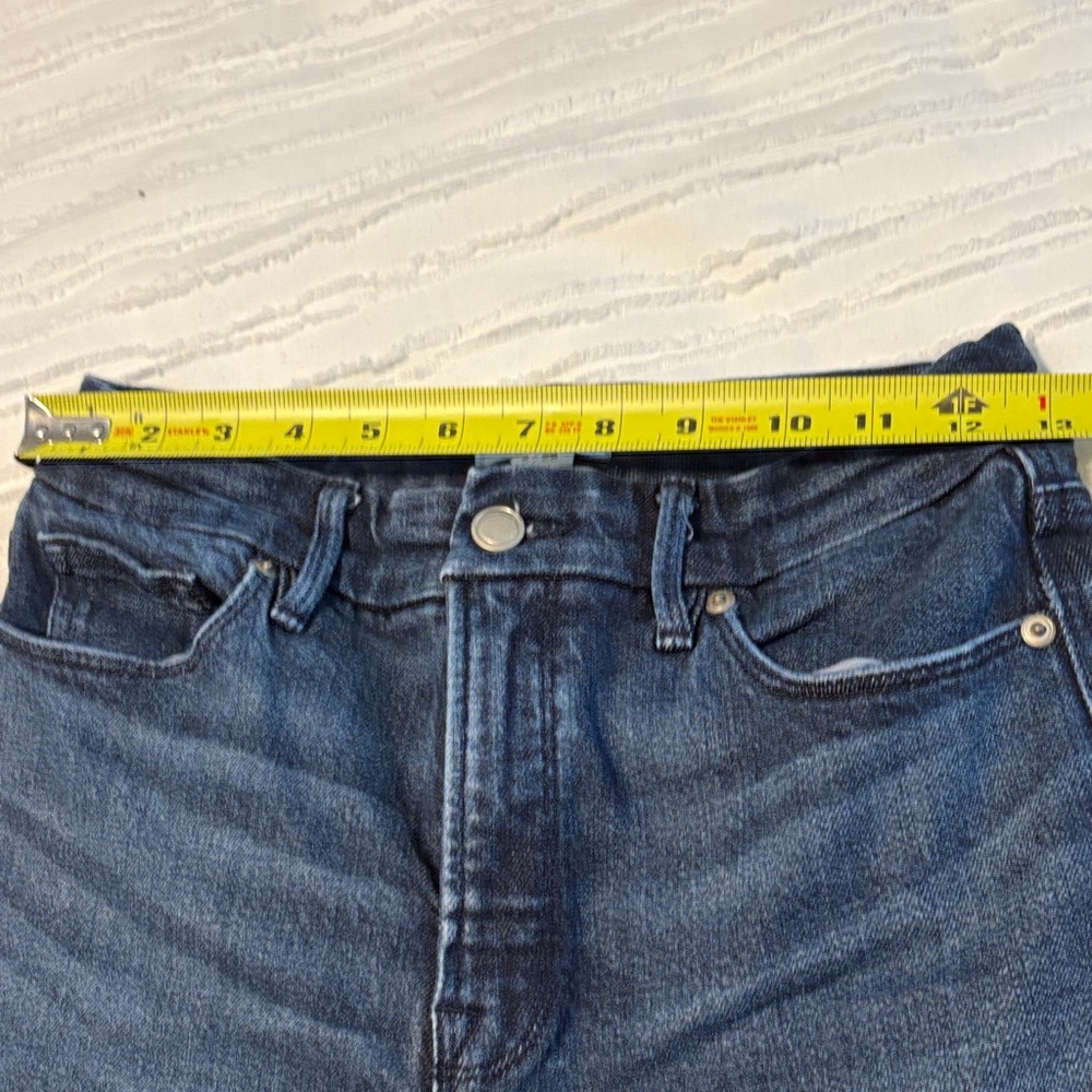 Good American Good Skate Wideleg Women's Jeans - Picture 3 of 10